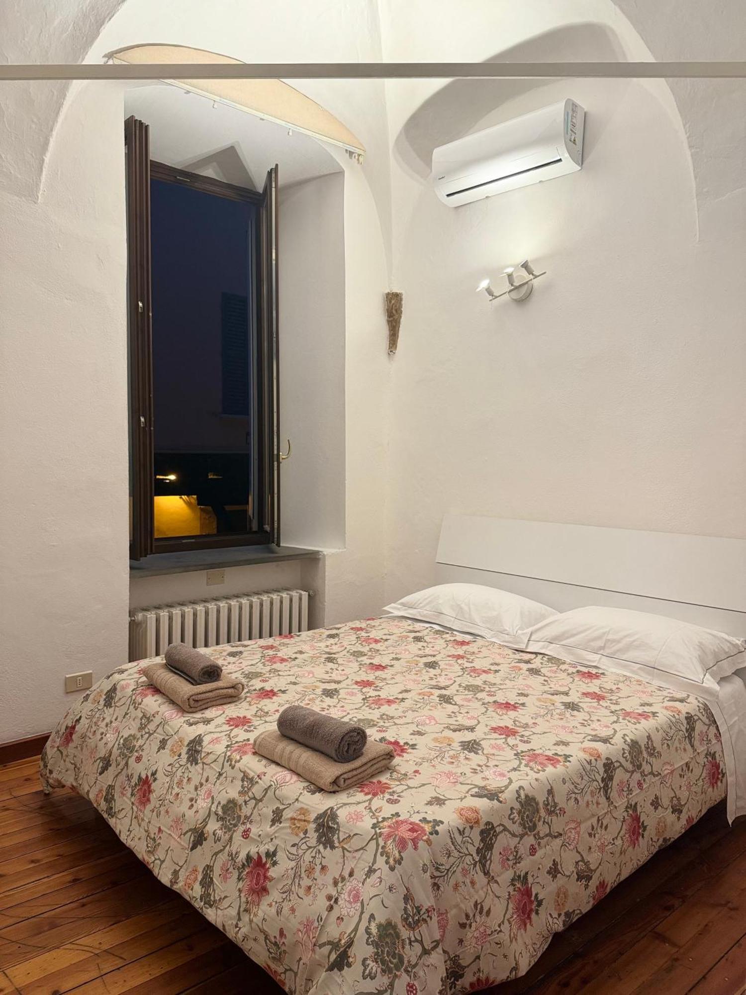 Historic E Comfort Suite - Locazione Semplice Bologna Bagian luar foto